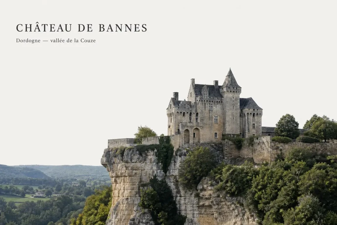 Château de Bannes dordogne vu de l’extérieur sur son éperon rocheux
